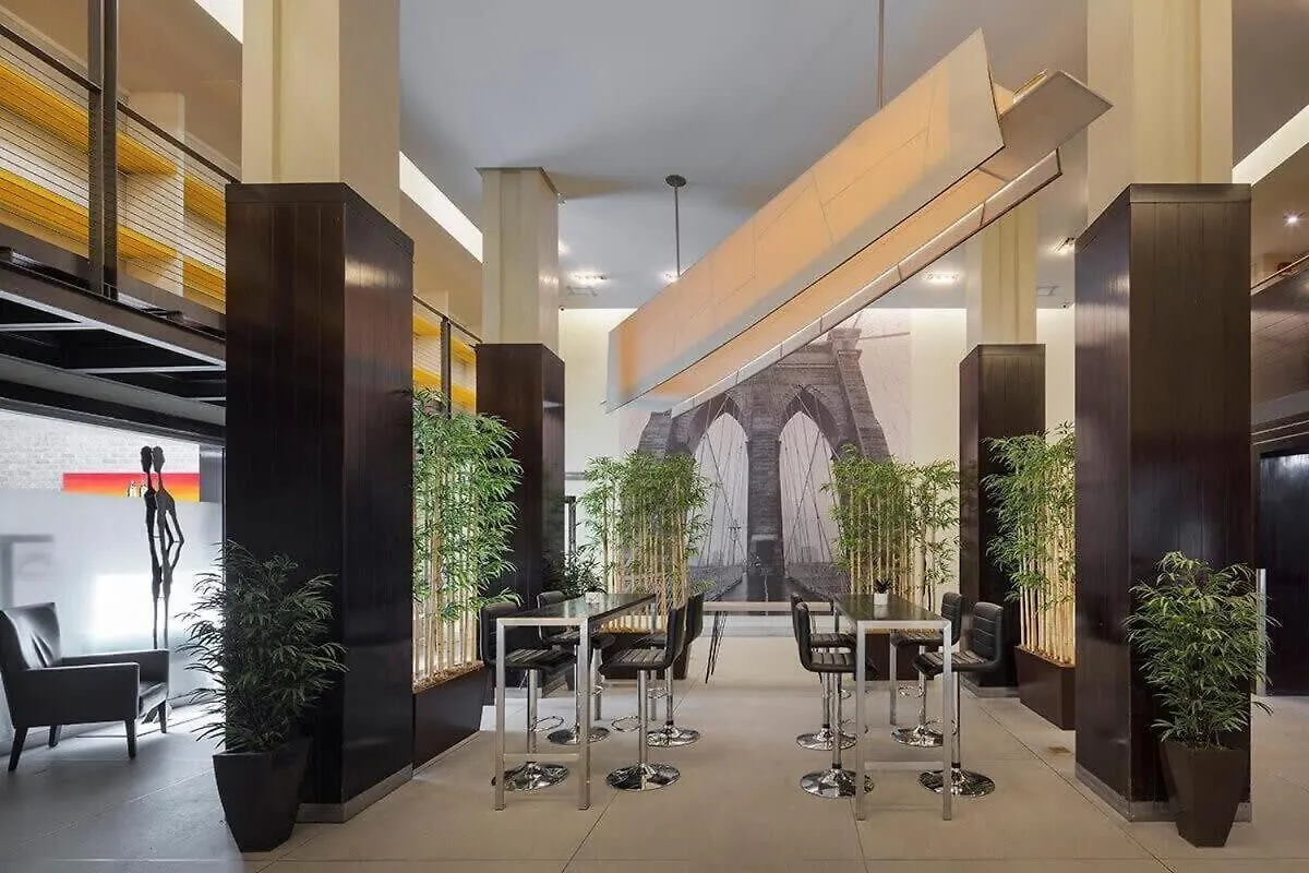 73-919 New Studio Uws Doorman Gym Nowy Jork